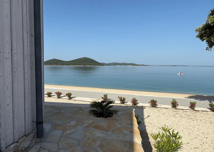 Beachvilla Haus 24 *