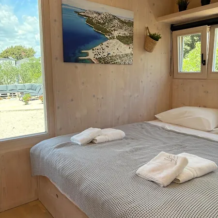 Beachvilla Haus 24 * Pakoštane